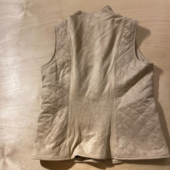 A La Carte Sleeveless Vest Small (FQ) - Picture 11 of 12